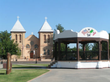 plaza1.jpg